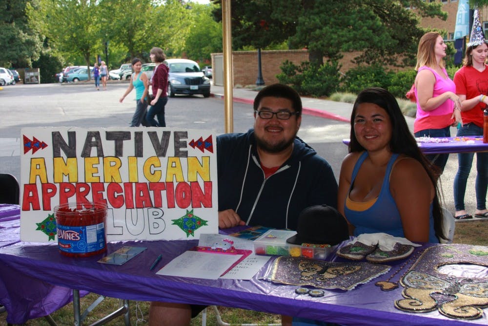  Alexandra Bush|THE BEACON