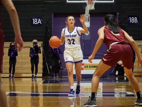 Women’s Basketball returns to the court in their first win of the season