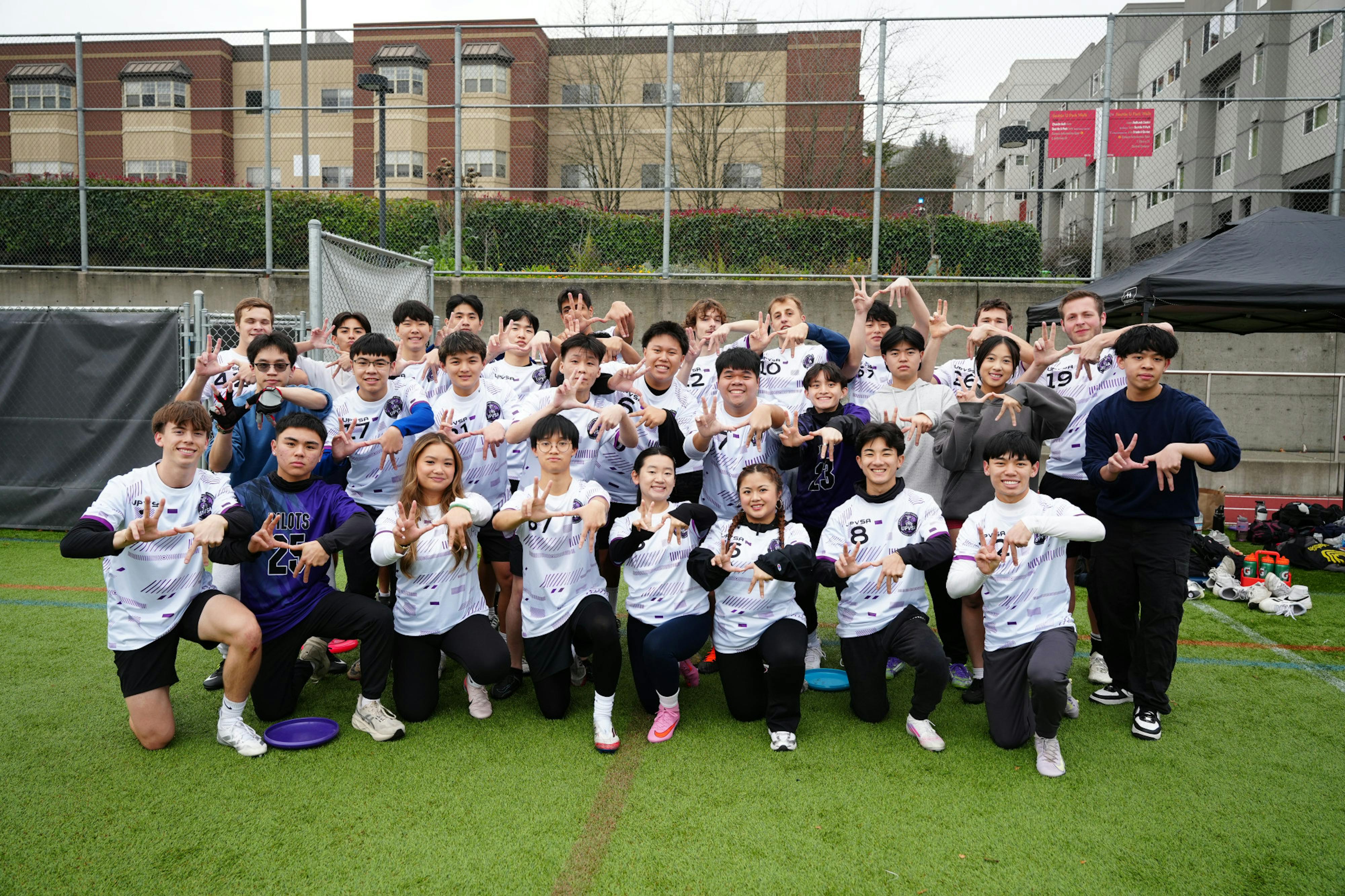  ‘It was all worth it:’ Vietnamese Student Association wins ultimate frisbee Turkey Bowl