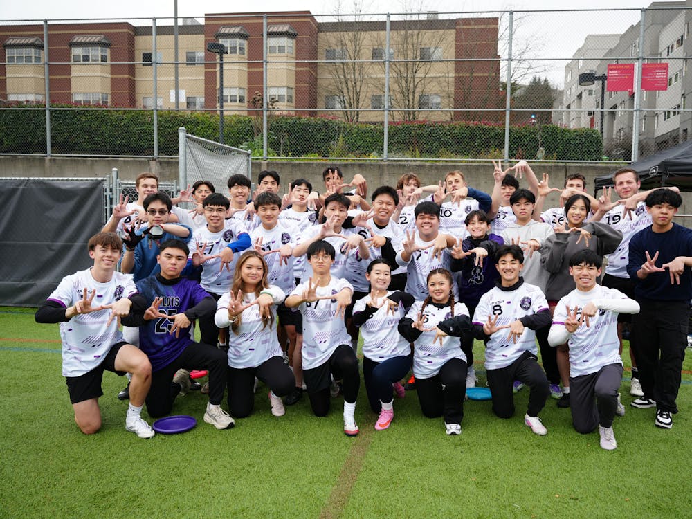 Photo courtesy of Steven Tran. UPVSA poses for a team photo before the tournament.