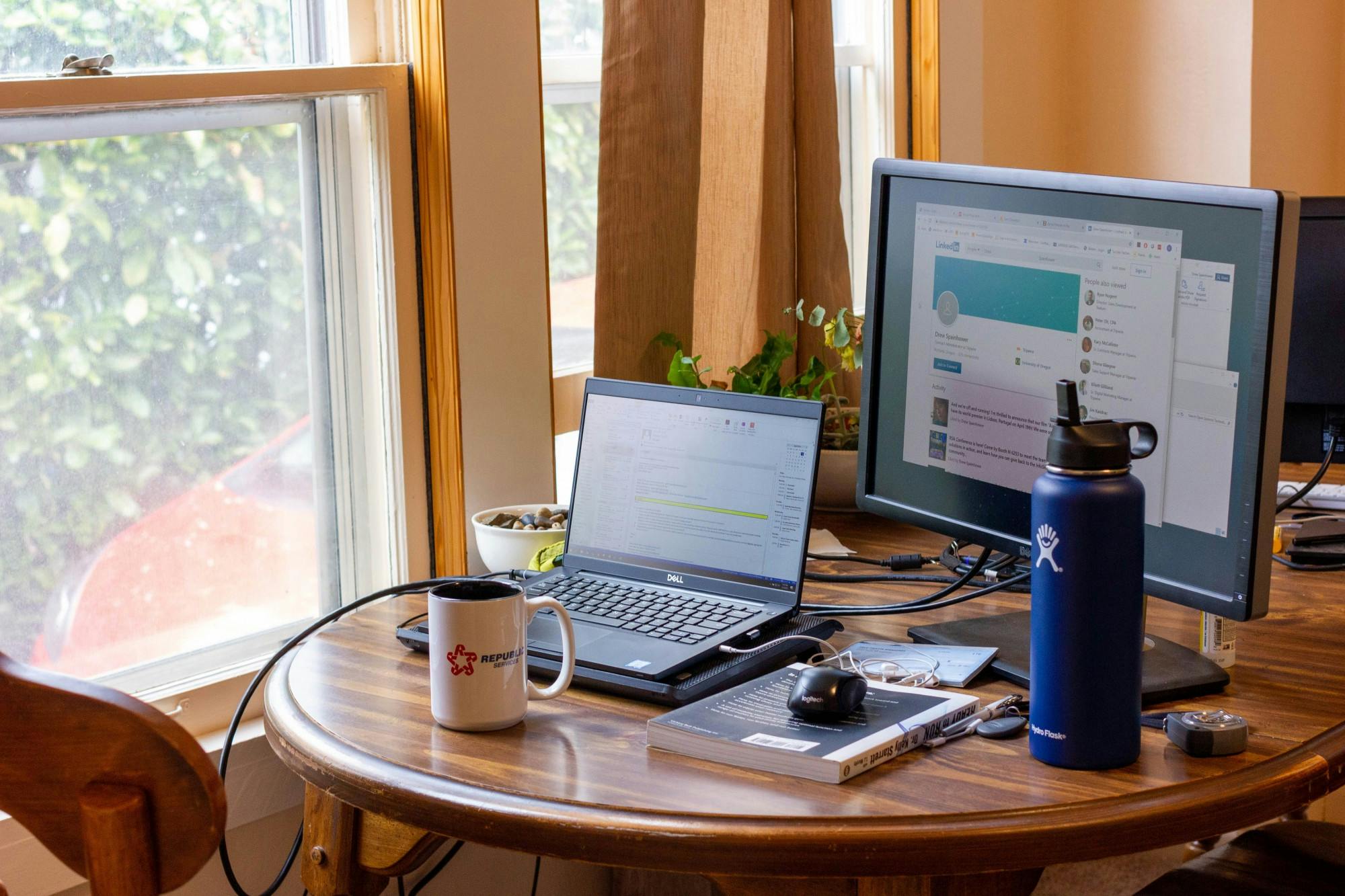 With the world coming to a halt due to COVID-19, internships and jobs seem to be a very unstable option at the moment. Photo illustration by Paula Ortiz Cazaubon. 