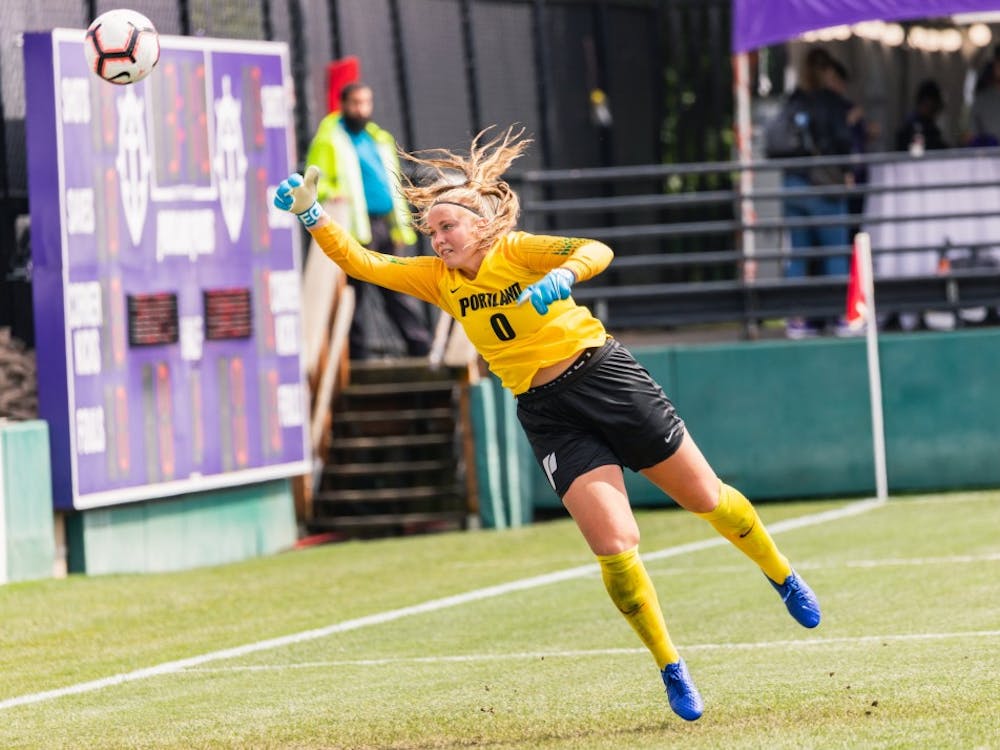 Freshman Jenny Wahlen has shined between the goalposts for the women&#x27;s soccer team.