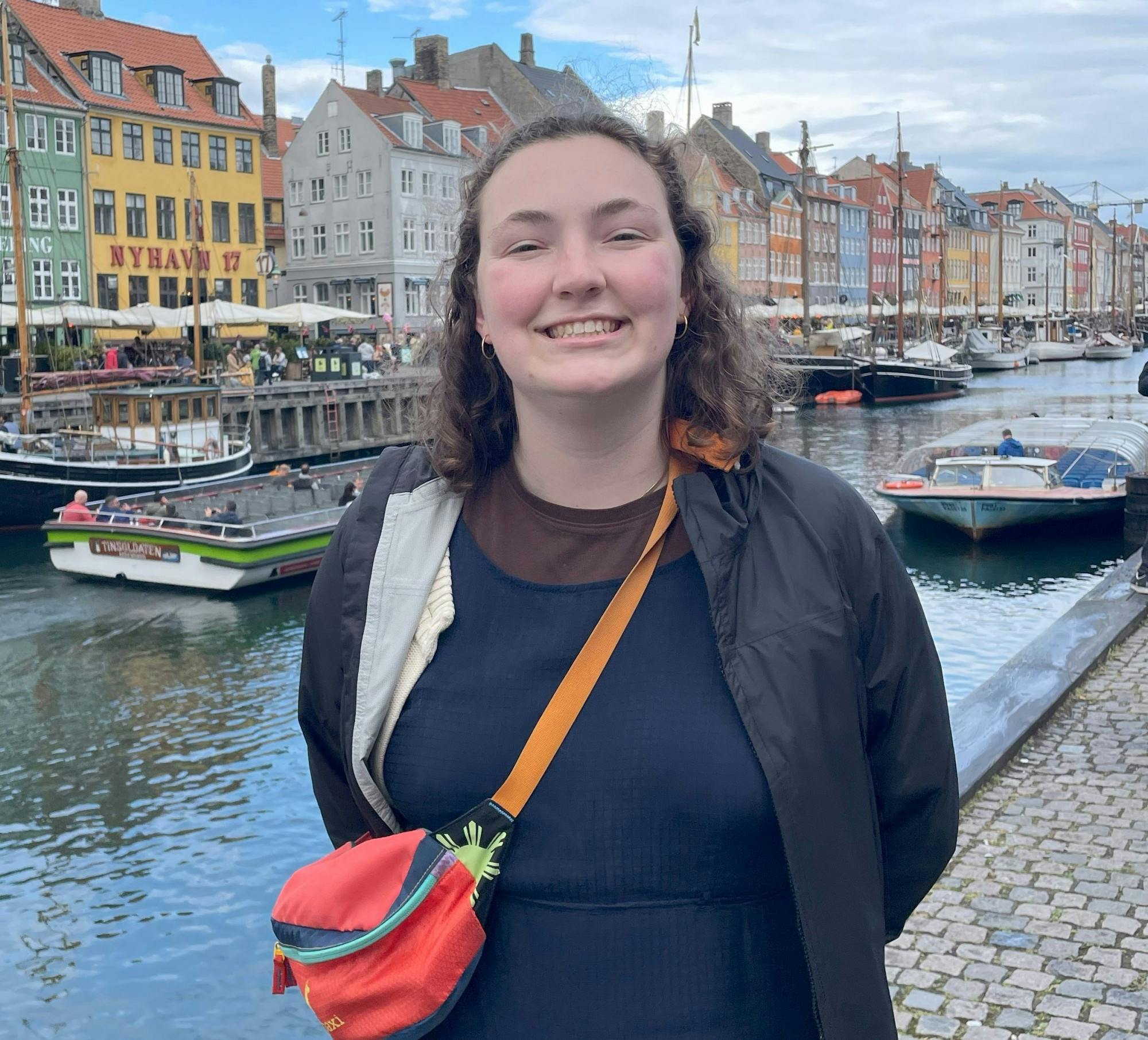 5797f6e7eff84e8081afdeb4eeacef8d (2).jpg