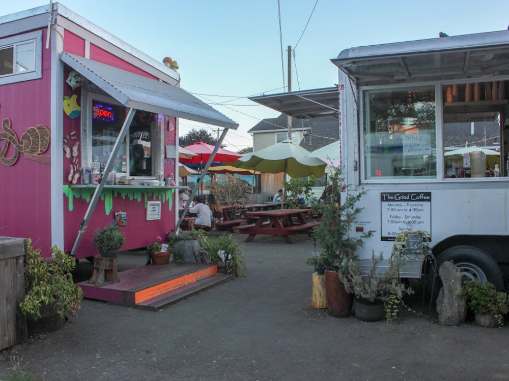 The St. Johns food carts on Lombard include places like The Grind Coffee and Falafel House.&nbsp;