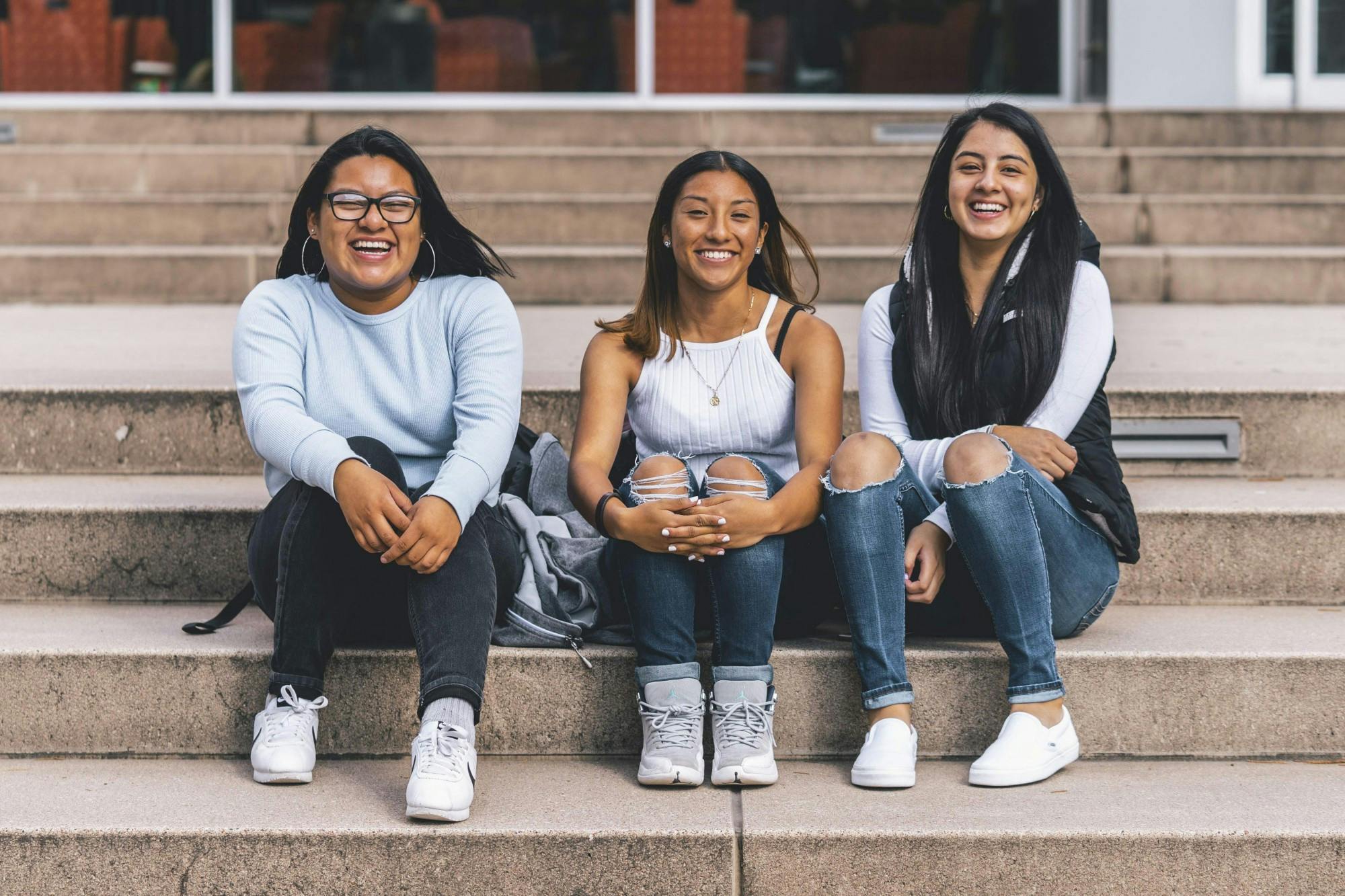 (Left to right) Ashley Moo-Julian, Evelyn Avila-Jimenez and Vanesa Frutos-Rodriguez, high school students from Roosevelt High School, attend classes here at UP.