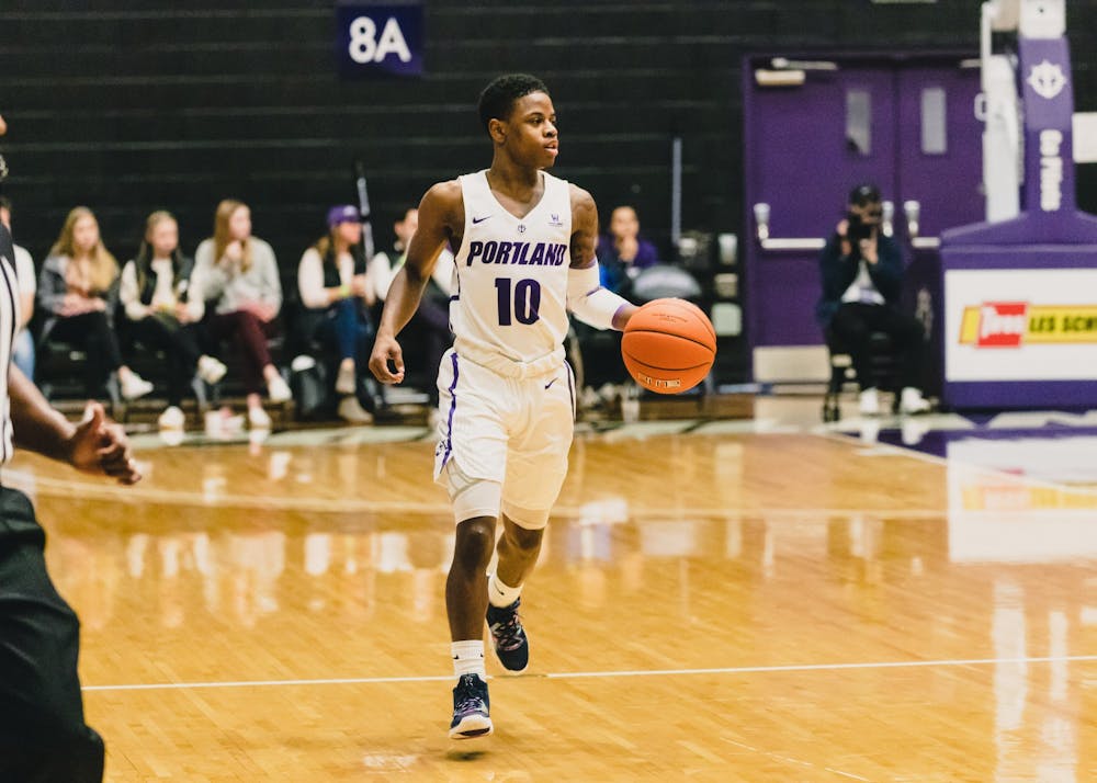Men's basketball's Chase Adams in selfquarantine after grandmother