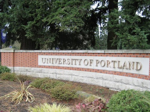 University_of_Portland_entrance_sign.JPG