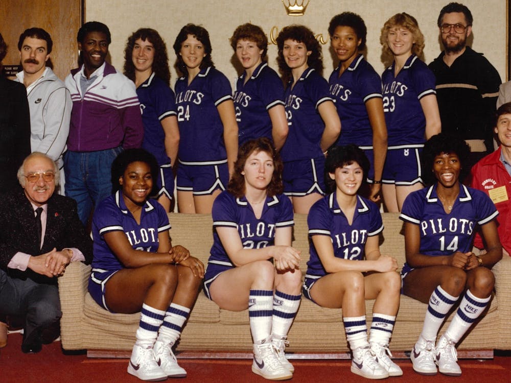 Moe O&#x27;Connor (leftmost) with the 1982-83 UP women&#x27;s basketball team. Photo courtesy of ﻿Moe O&#x27;Connor.