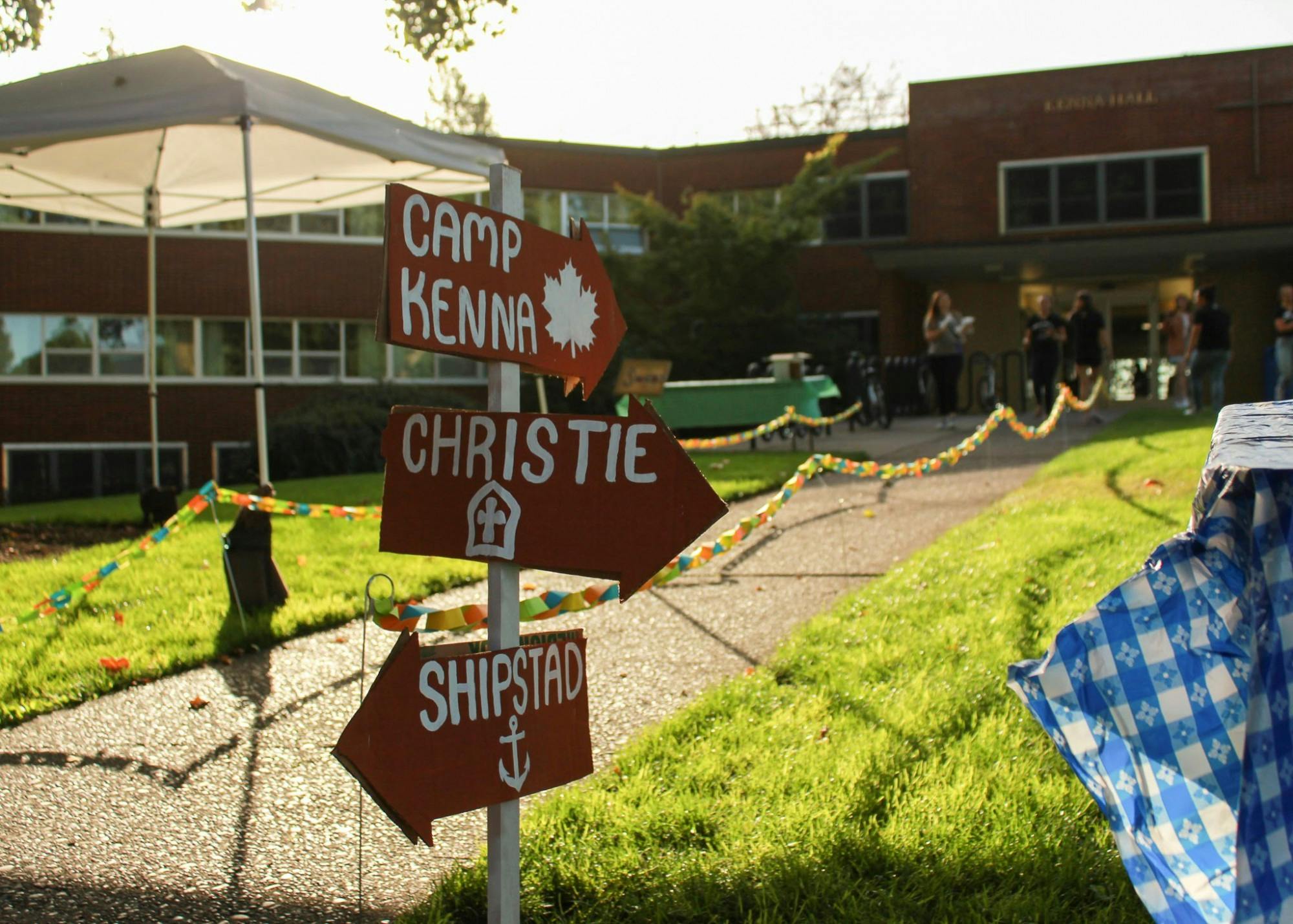 The University of Portland Residence Life has asked all students currently living in the dorms to move out. Unless students receive special approval from Residence Life, students must move out by 12:00 p.m. on March 17. The image above is from 2019-20 move-in day.