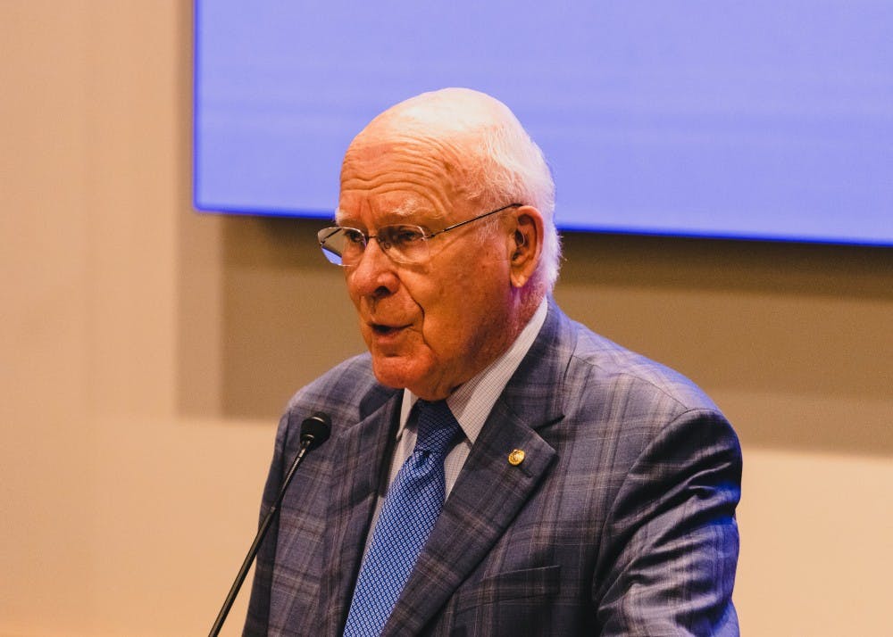 Sen. Leahy speaks to the crowd of students and faculty about his long career in Congress, reflecting on the changes in bipartisan cooperation.