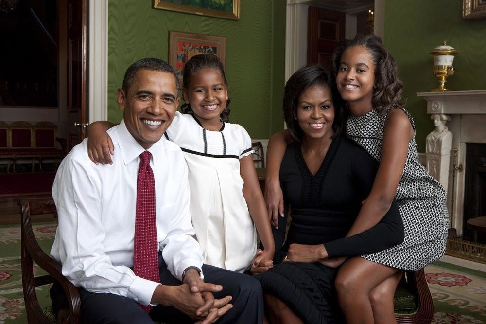 1280pxobama_family_portrait_in_the_green_room
