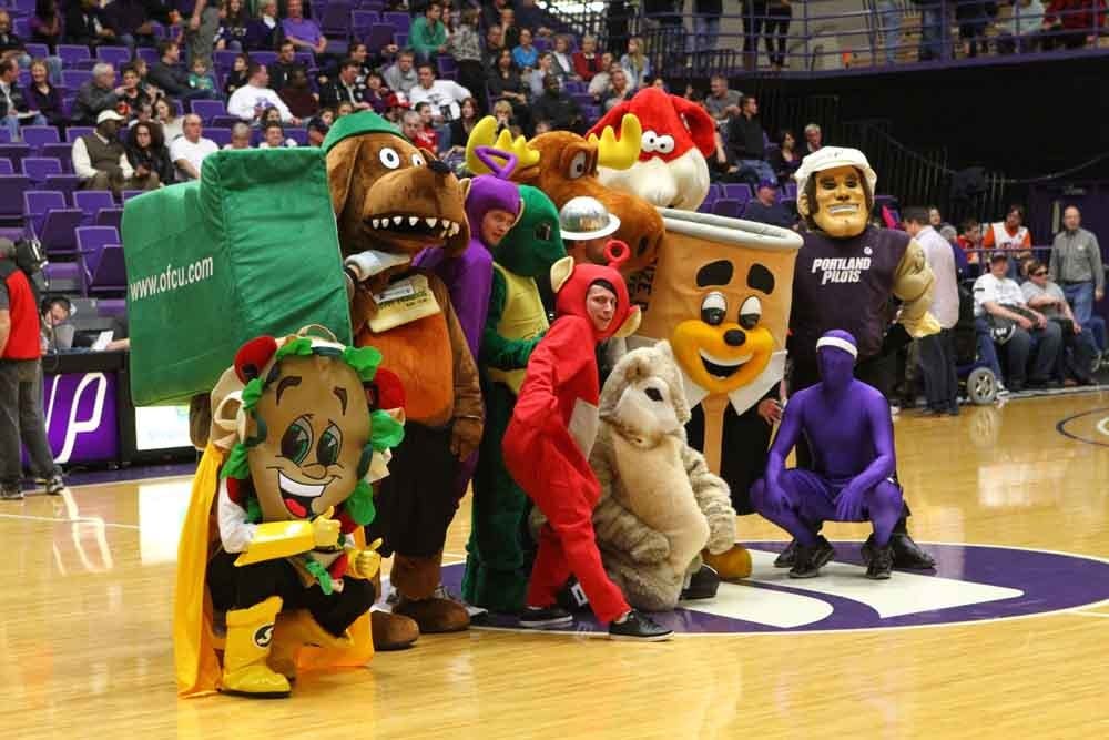 Photos: Halftime Mascot Game