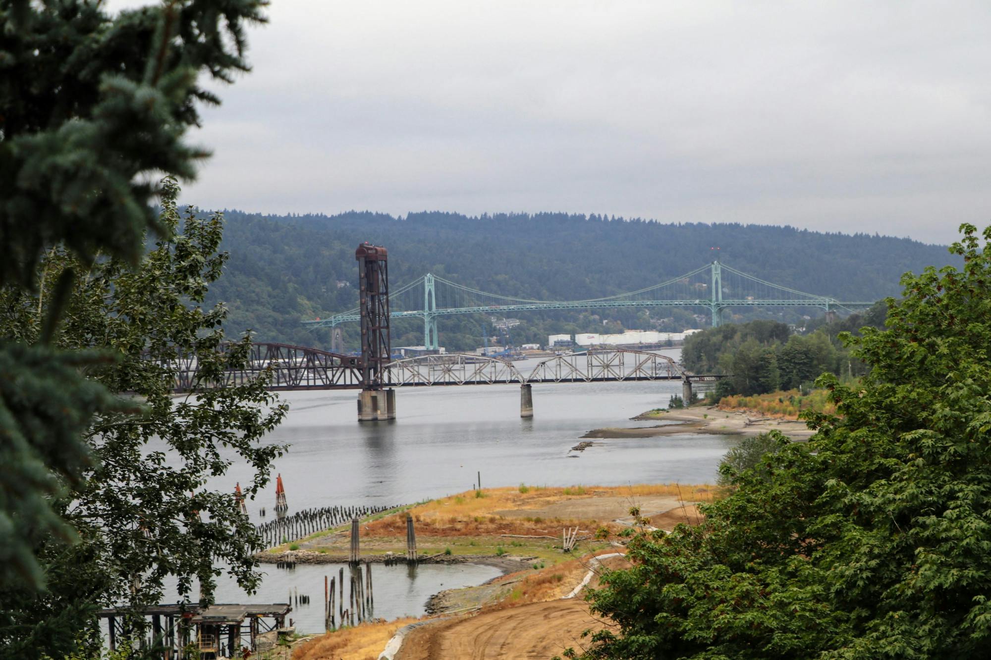 A view of the Willamette River from the Bluff. 