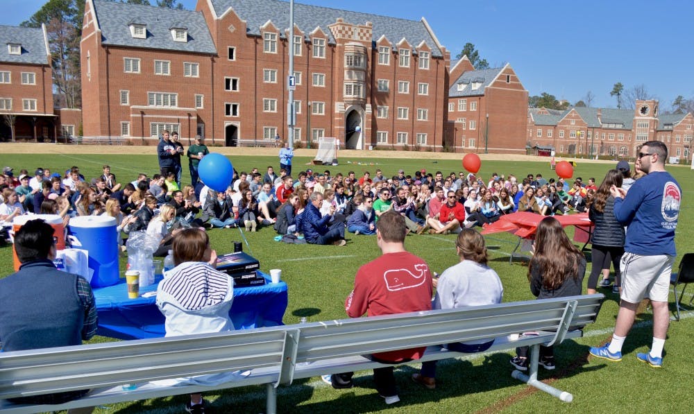 Students and Buddies&nbsp;gather toward the end of the event.&nbsp;