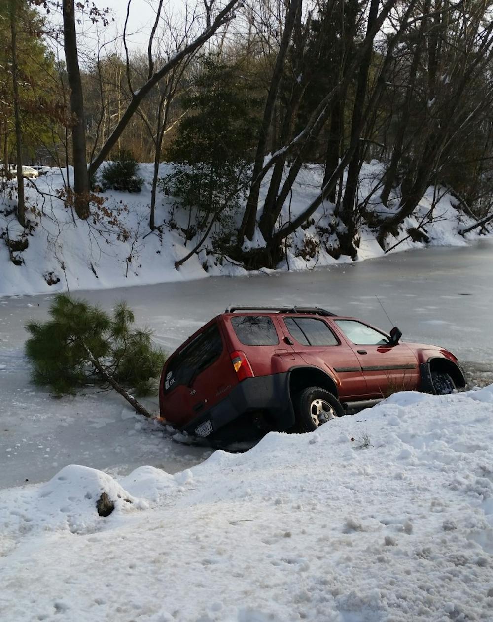 <p>A richmond college student lost control of his vehicle and crashed into Westhampton Lake hours after a blizzard dumped about half a foot of snow onto Richmond's campus.</p>