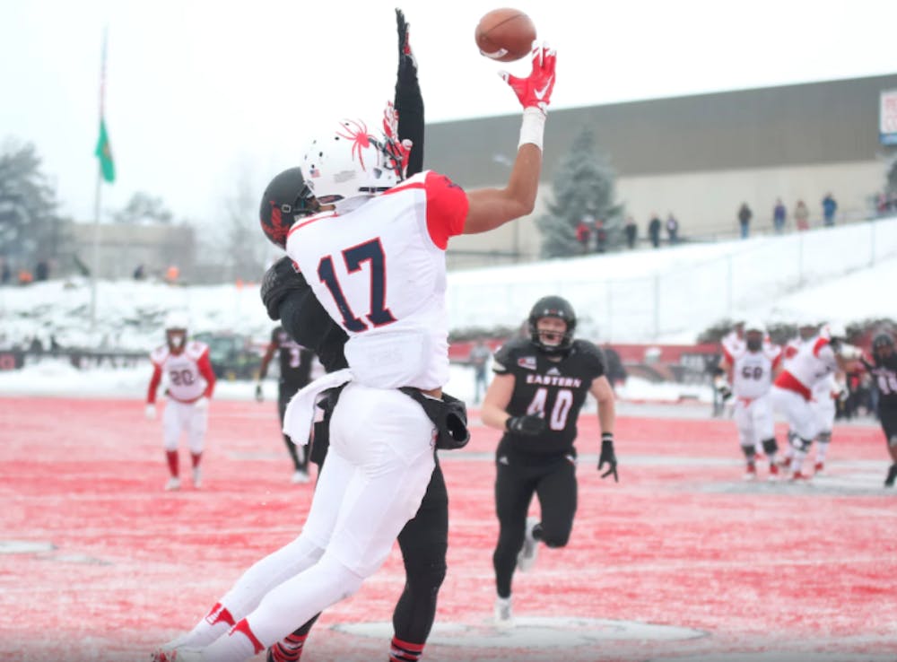 <p>Richmond receiver Jarmal Bevels attempts to catch a pass despite tight coverage during Saturday's FCS quarterfinal game against Eastern Washington.</p>