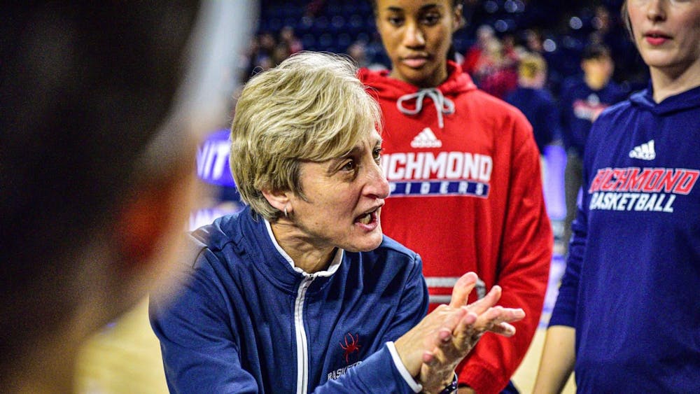 Assistance coach Jeanine Radice strategizes with the spiders at the Robins Center on March 16. Photo courtesy of Richmond Athletics.&nbsp;