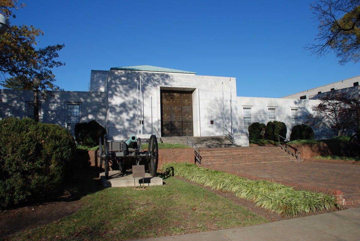 The United Daughters of the Confederacy Memorial Building in Richmond, Virginia. Photo courtesy of the Virginia Department of Historic Resources.