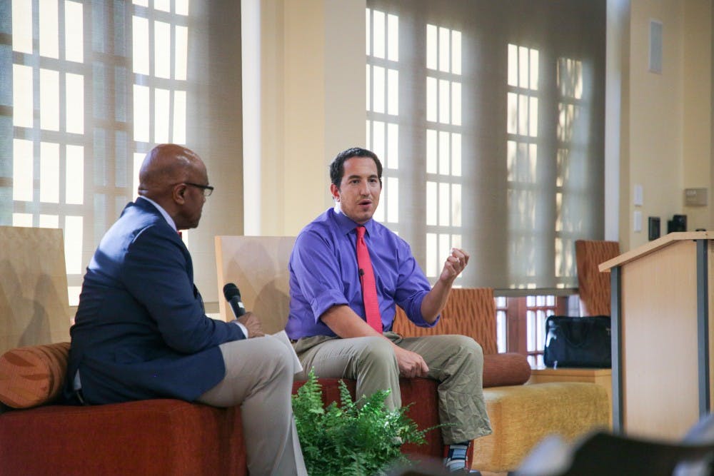 Alexander Heffner speaks with President Ronald A. Crutcher at the Open Dialogue at UR event.