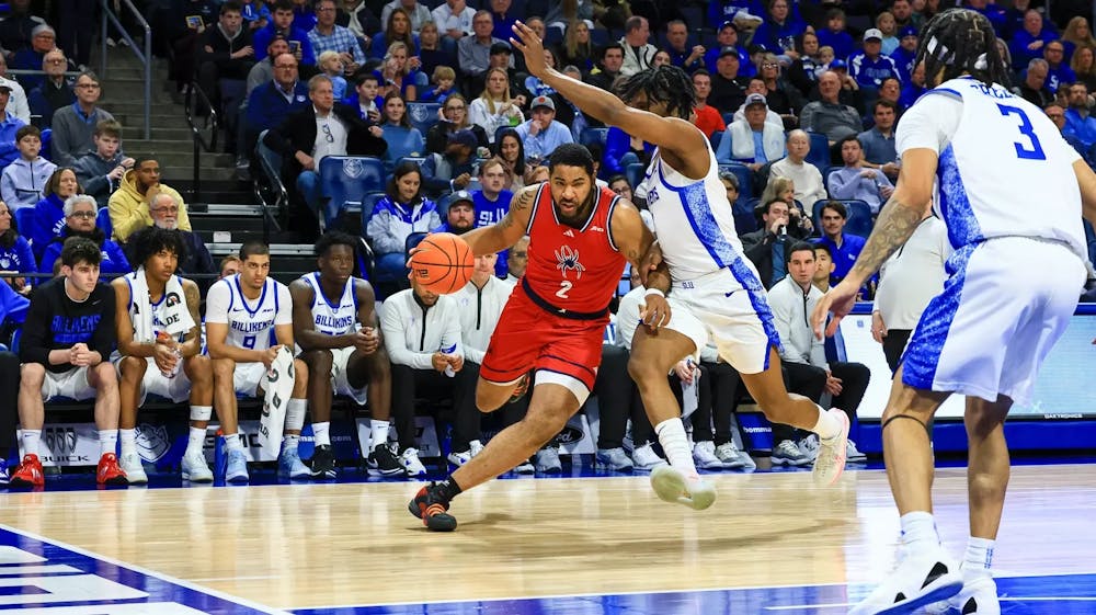 <p>The University of Richmond men's basketball team plays against Saint Louis University on Jan. 17. Courtesy of Richmond Athletics.&nbsp;</p>