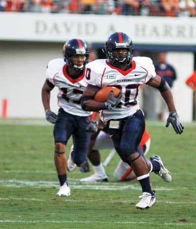 Richmond RB Justin Forte (20).(20).