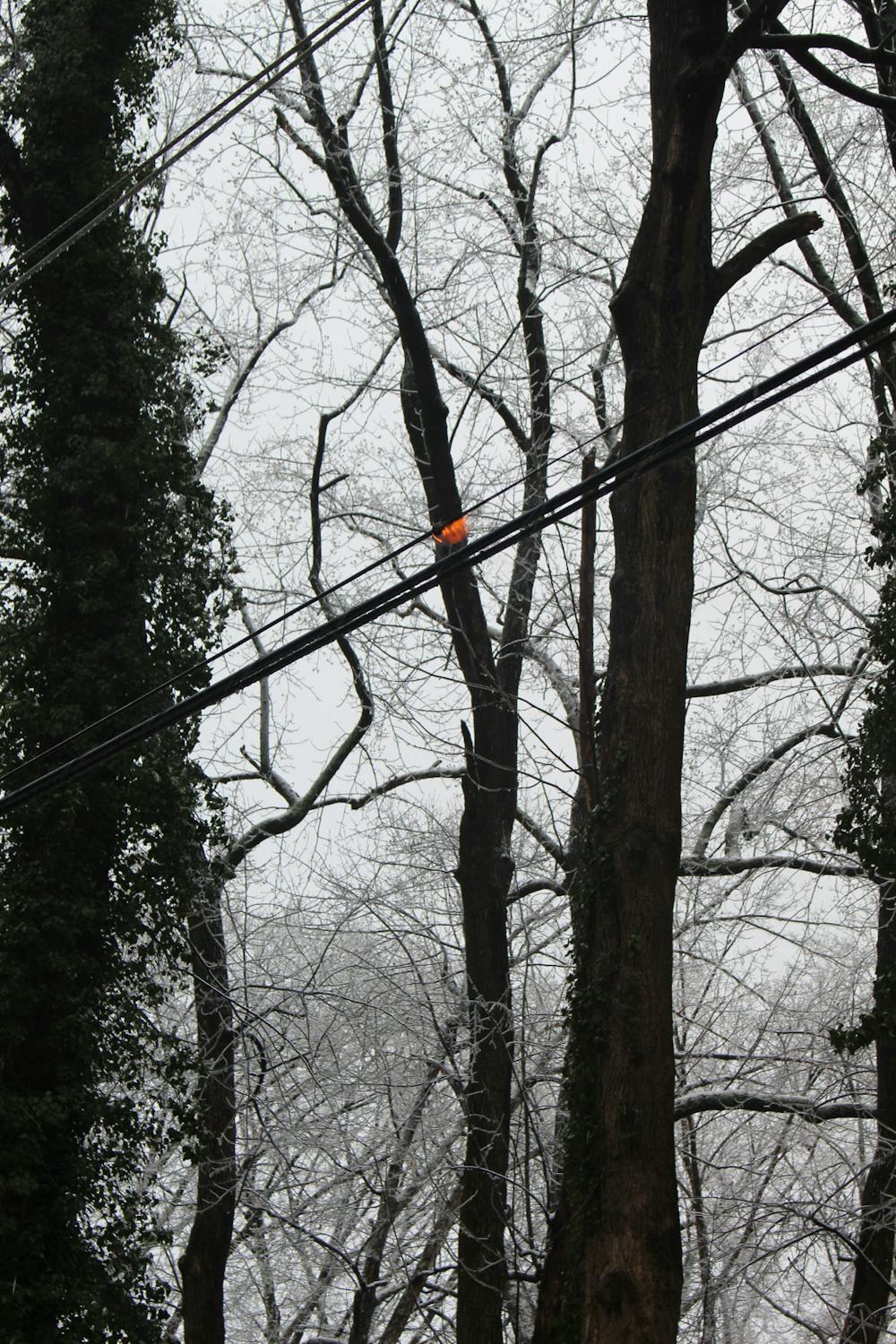 <p>Small fire on power line on Campus Drive.</p>