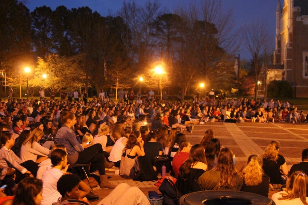 <p>Crowds of students support their&nbsp;peers at Take Back the Night.</p>