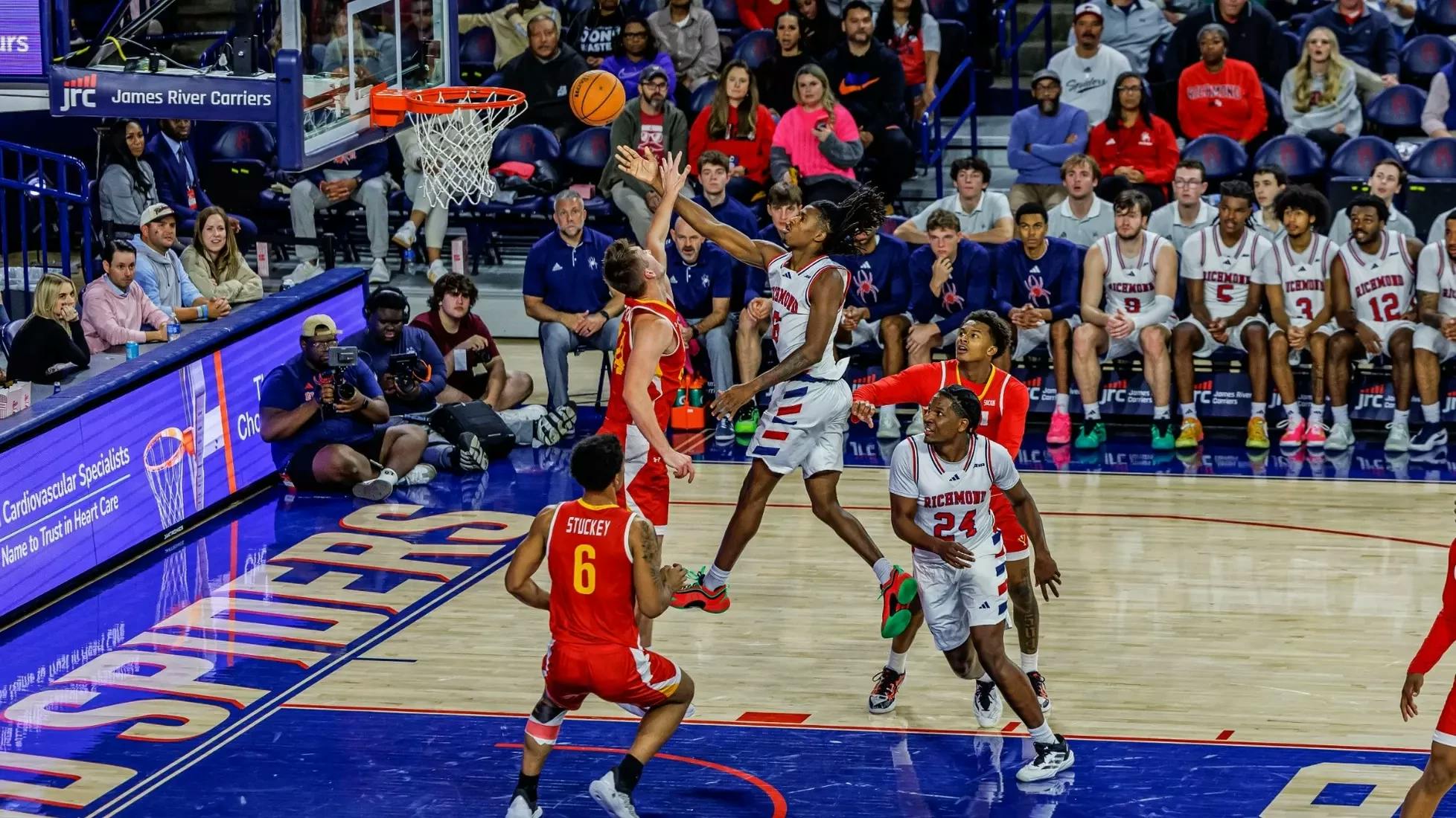 The University of Richmond men's basketball team plays against Virginia Military Institute on Wednesday, Nov. 19. Courtesy of Richmond Athletics
