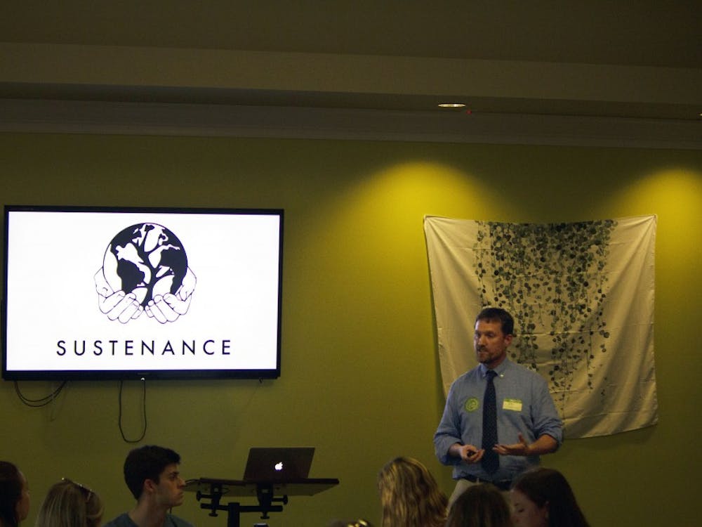 Director of Sustainability Rob Andrejewksi speaks at the Office of Sustainability banquet.