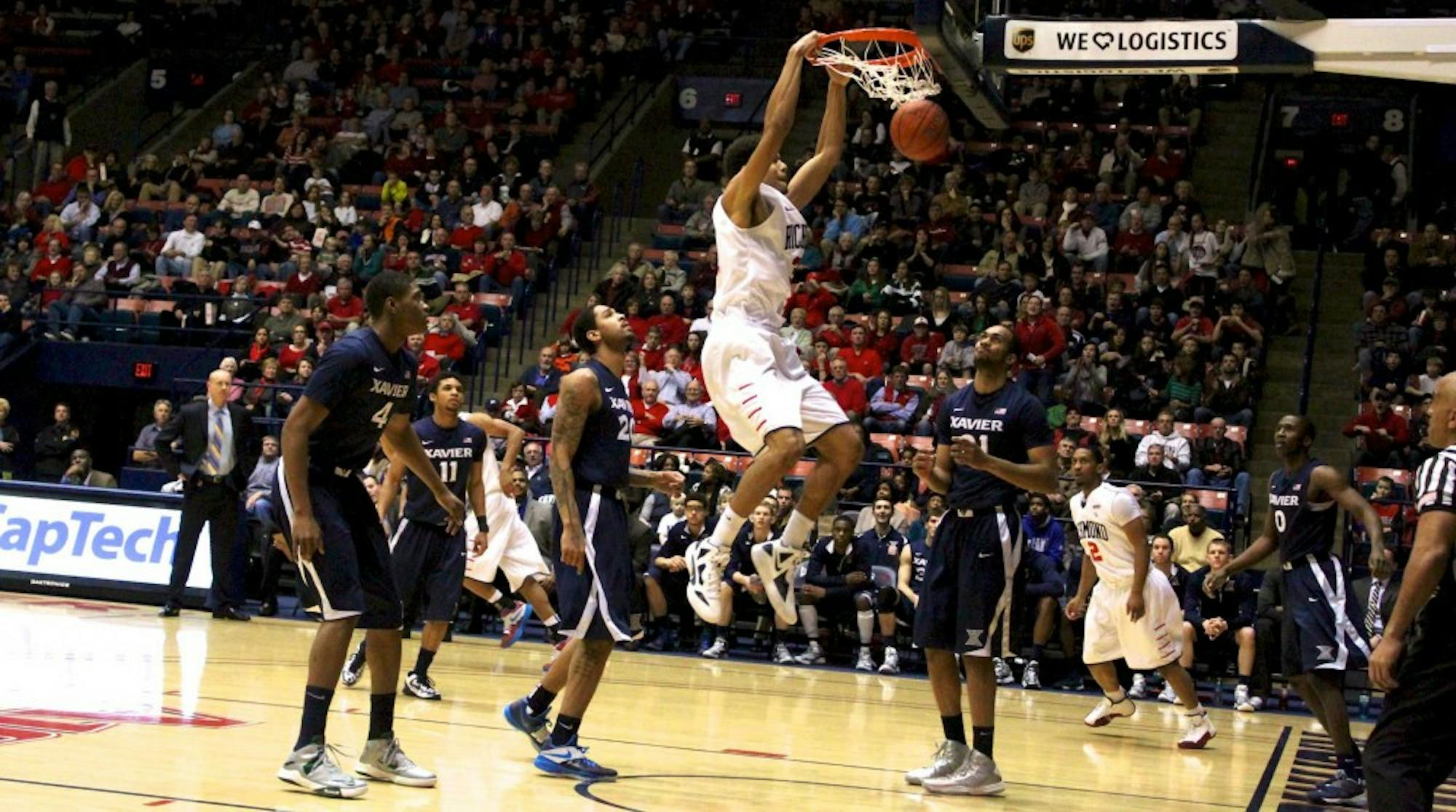 BASKETBALL