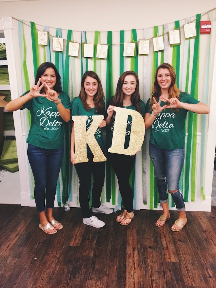 Processed with VSCOcam with f1 preset