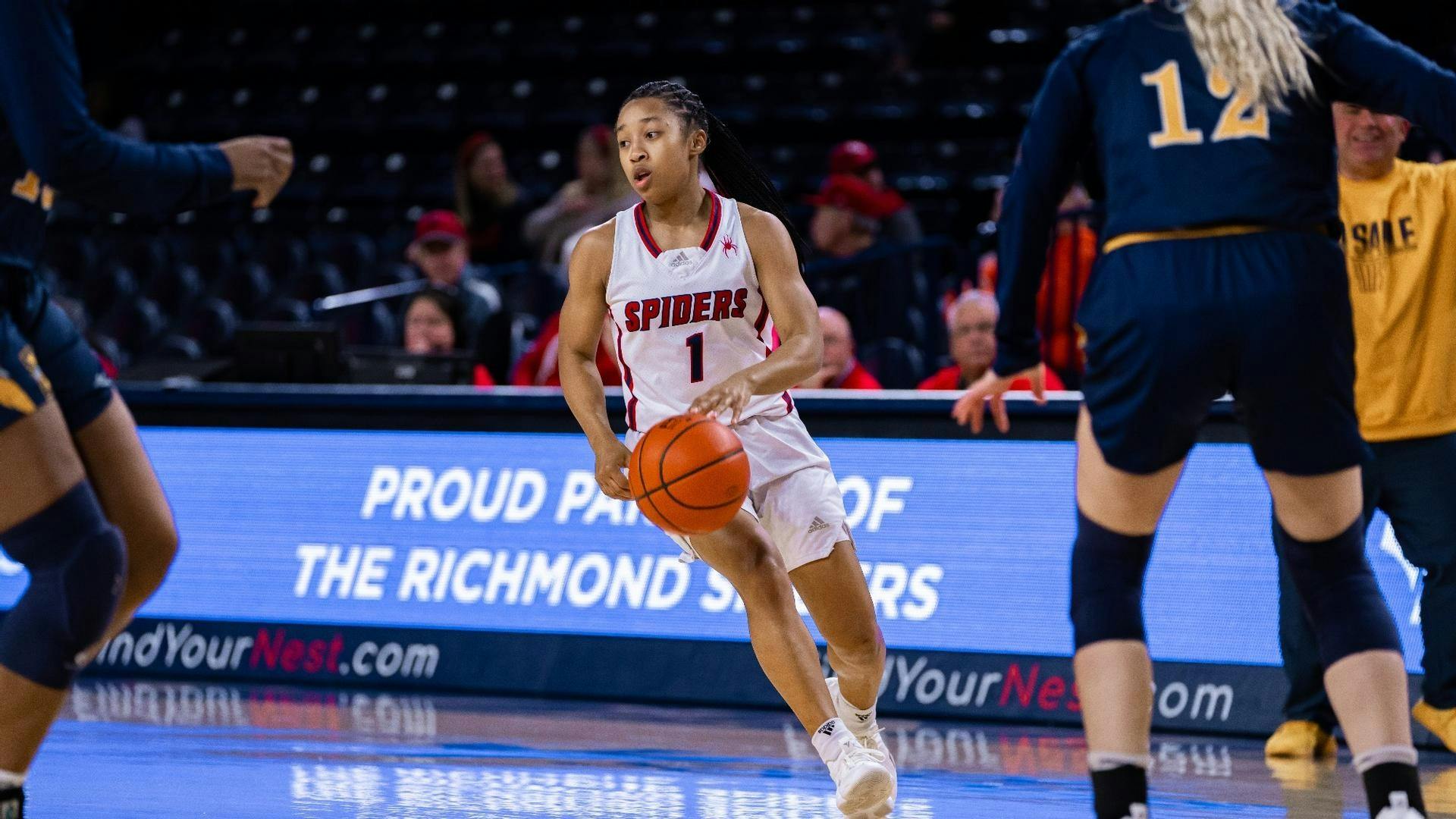 Guard Grace Townsend during basketball game against La Salle on Feb. 8. Photo courtesy for Richmond Athletics.&nbsp;