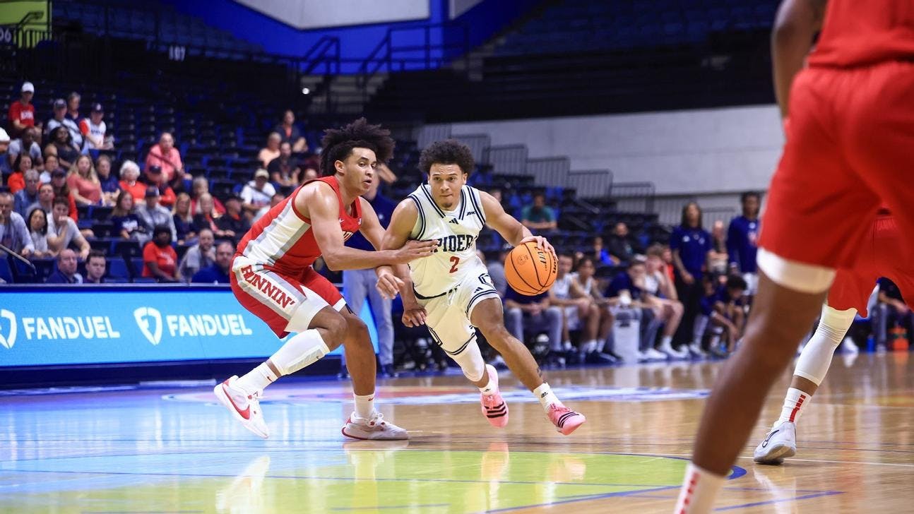 Graduate guard Jordan King during game against UNLV. Photo courtesy of Richmond Athletics.&nbsp;