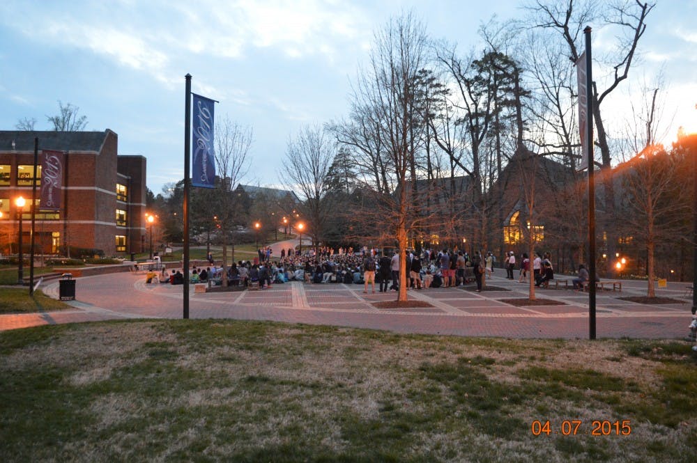 <p>Students gathered in the University Forum to support victims of sexual assault.</p>