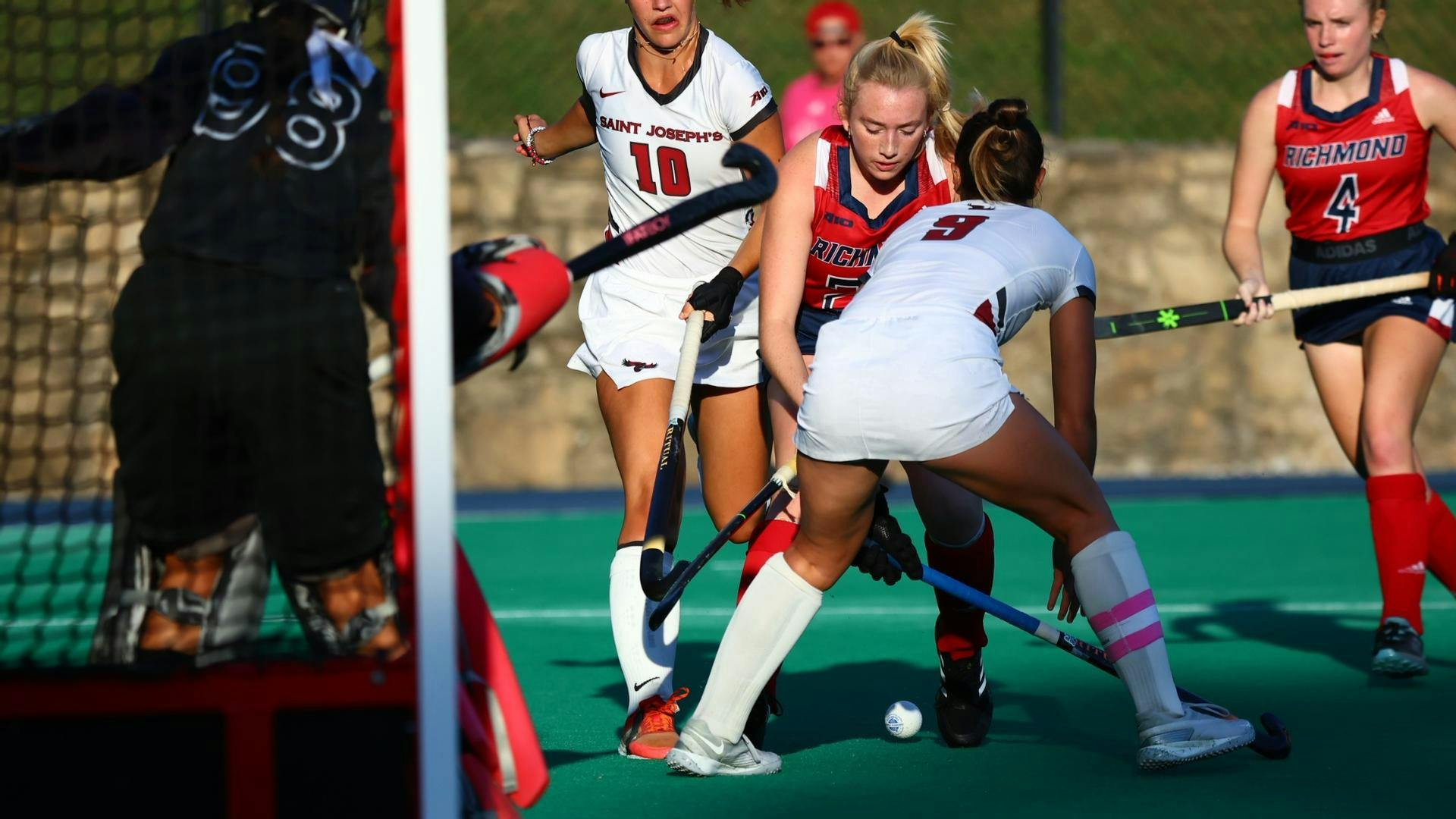 The University of Richmond Field Hockey team plays on Crenshaw Field against No. 14 Saint Joseph University Oct. 13.