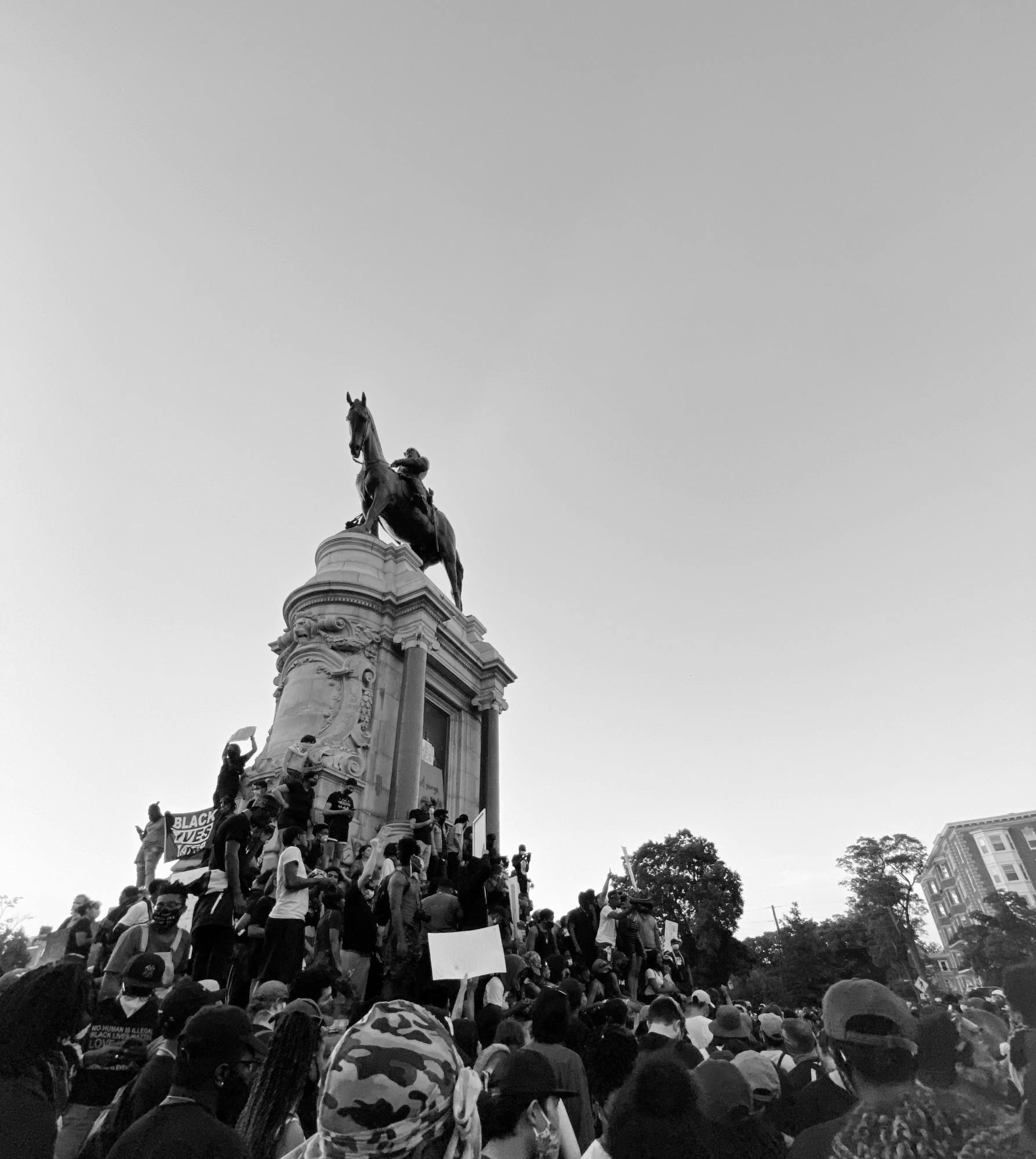 Richmonders protest in response to the deaths of George Floyd, Breonna Taylor and Ahmaud Arbery. These protests began May 30. Live updates will be added to this gallery.&nbsp; Updated: June 4.&nbsp;