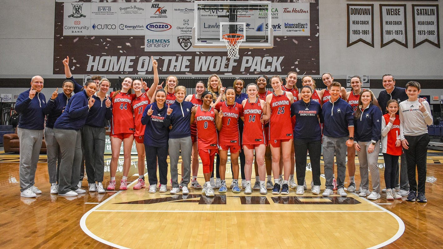 The women’s basketball team celebrated the end of the regular season after a 61-46 away victory against St. Bonaventure University on March 2. Courtesy of Richmond Athletics.
