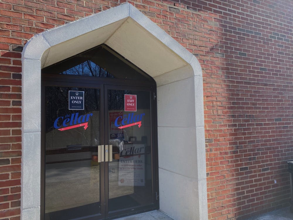 <p>The new Cellar entrance is located on the exterior of Tyler Haynes Commons. Students pick up their take-out orders here.</p>