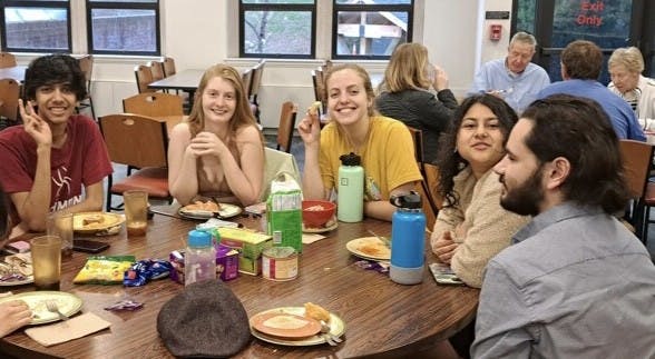 Seniors Hoor Ul Ain and Ivana Filipovic host an informal dinner at Heilman Dining Center on March 23.&nbsp;