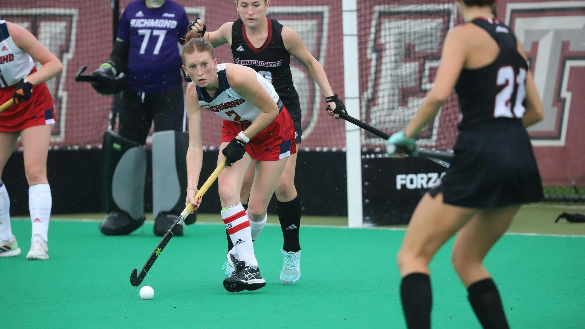 UR Women's field hockey against UMass Amherst on Oct. 20. Photo courtesy of Richmond Athletics.&nbsp;