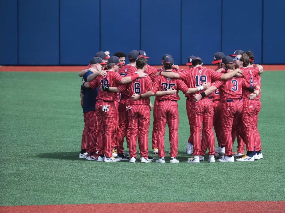 The UR baseball team huddles up. Courtesy of Richmond Athletics