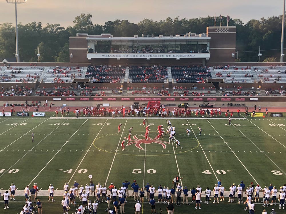 Foootbal v Delaware