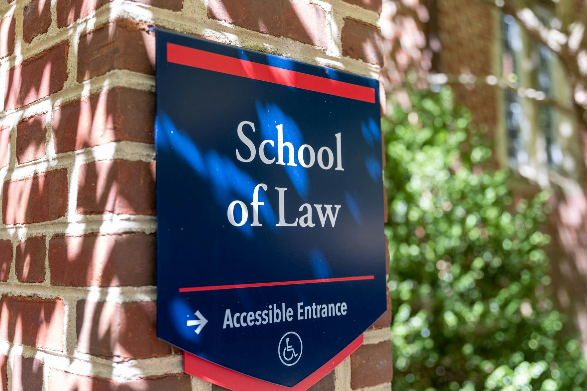 A plaque outside the University of Richmond School of Law on Sept. 24, 2022.