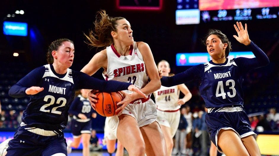 First-year guard Rachel Ullstrom goes up against Mount St. Mary's University's defense on Nov. 10 at the Robins Center. Photo courtesy of Stephen Blue/Richmond Athletics.&nbsp;