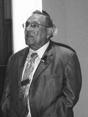 Local Holocaust survivor Alexander Lebenstein speaks to the UR community. 