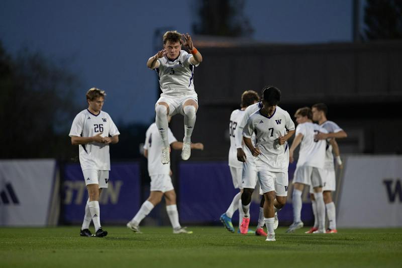 The Huskies bite back at every Penn State push in 4-2 win