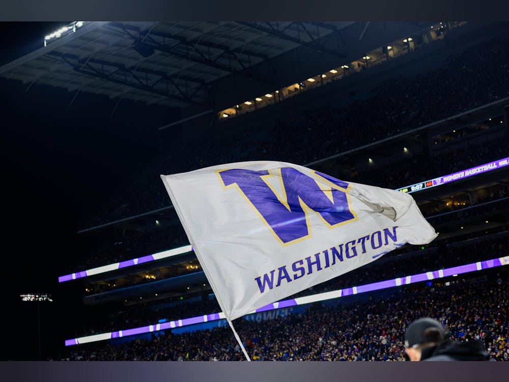 Washington Huskies Flag Premium Feather Style CO - Sports Fan Shop Washington Huskies Flag Premium Feather Style CO - Sports Fan Shop