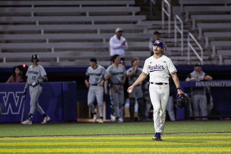 Washington blows ninth-inning lead in 8-7 walkoff loss to Michigan