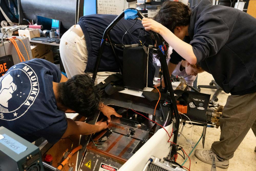 UW’s formula motorsports team races toward innovation - The Daily