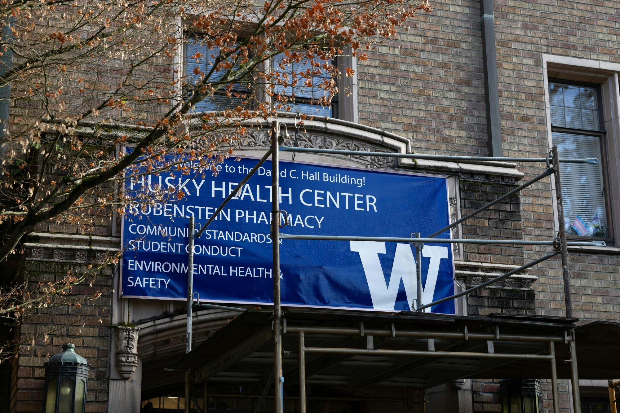Early flu hits King County, Husky Health responds with vaccines, same ...